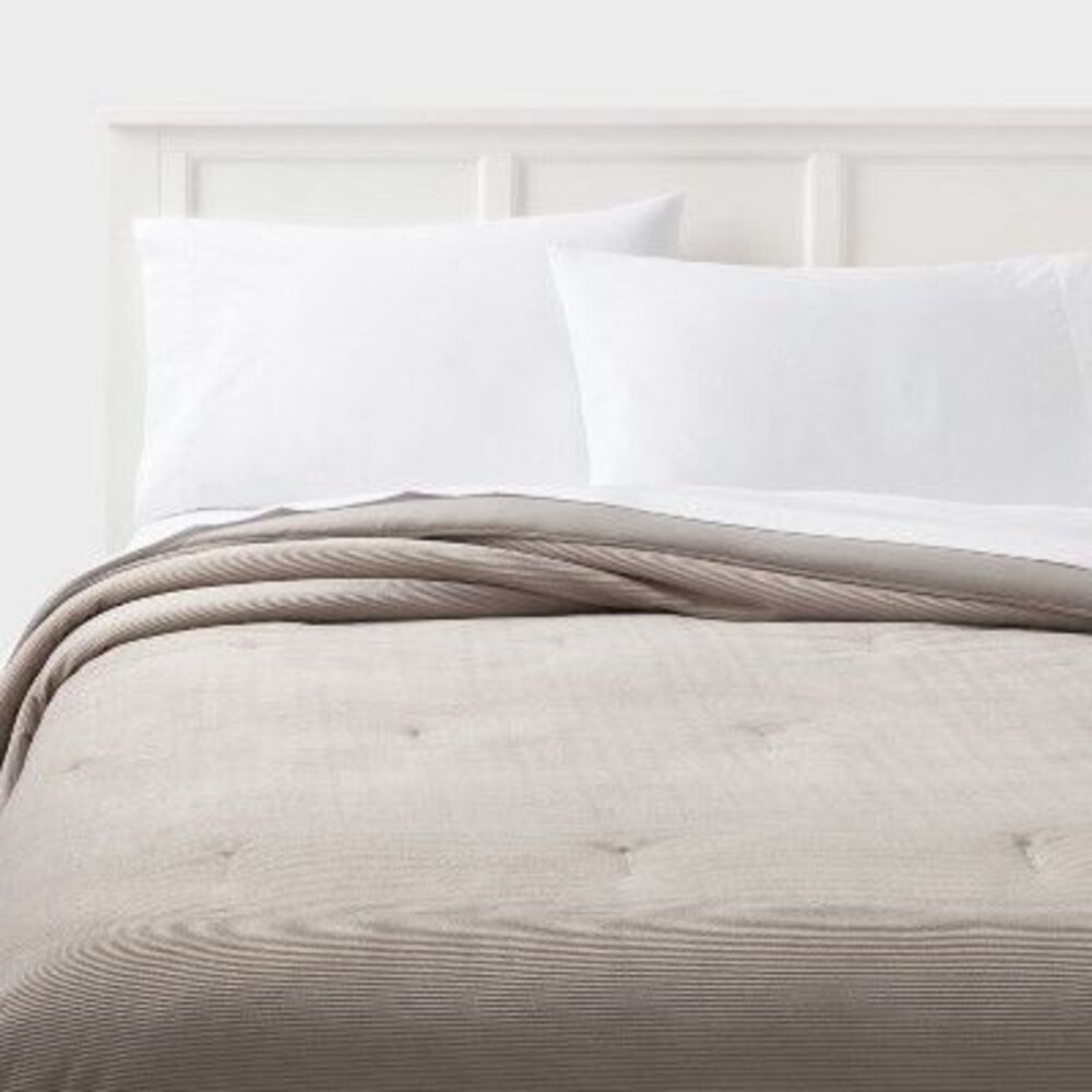 Open Box - Room Essentials - Twin/Twin Extra Long Corduroy Plush Com Gray